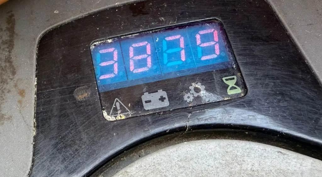 BT SWE200D Ručni električni viličar
