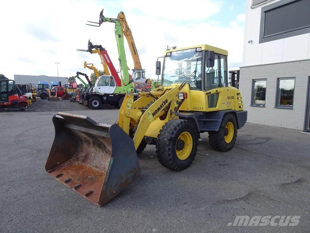 Komatsu WA65-3 Utovarivači na kotačima