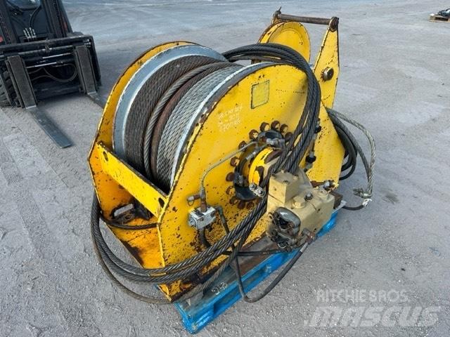 Bauer used winch Oprema i rezervni dijelovi za bušenje
