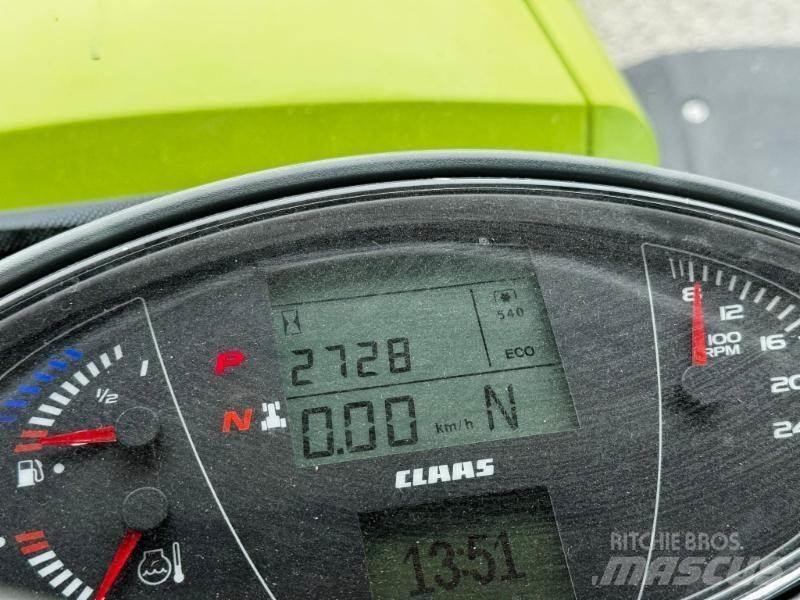 CLAAS AXION 830 Traktori