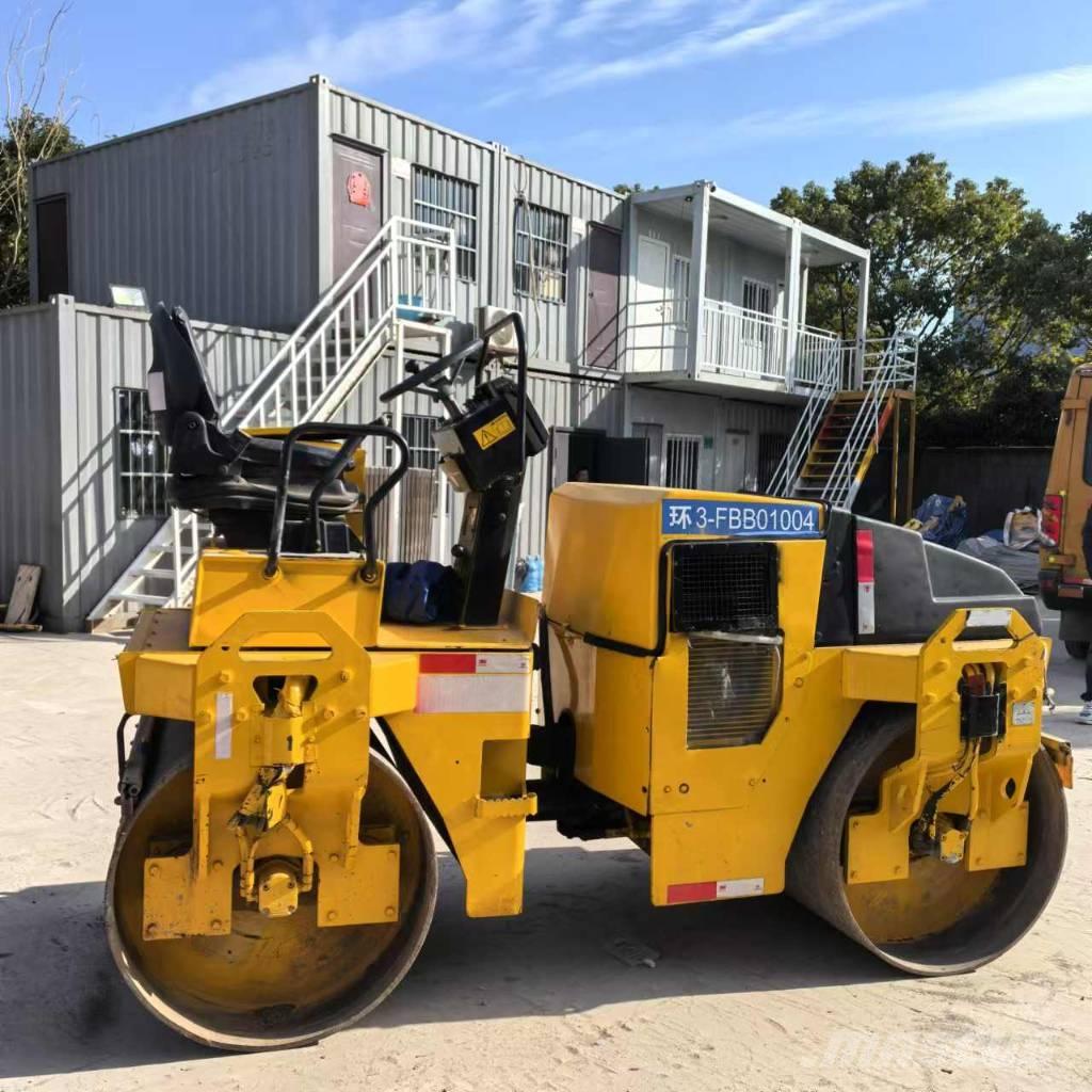 Dynapac CC 142 Valjci sa dvojnim bubnjem