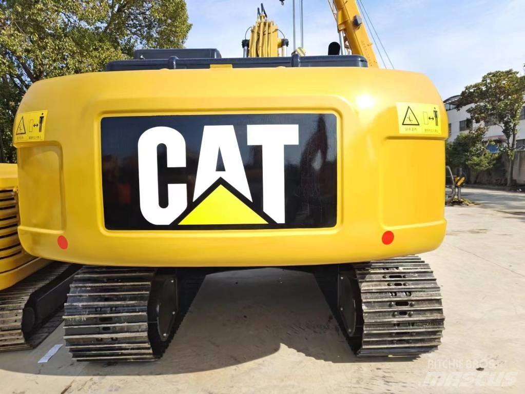 CAT 320 D2 Bageri gusjeničari