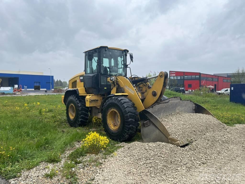 CAT 926M Utovarivači na kotačima