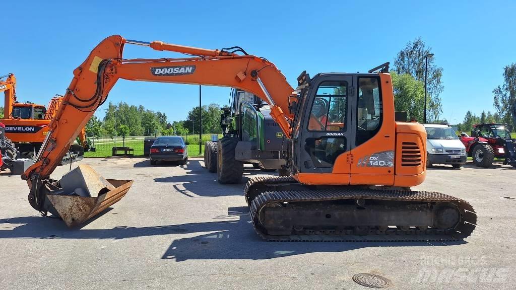 Doosan DX 140 LCR Bageri gusjeničari