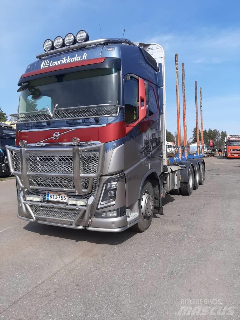 Volvo FH 16 Kamioni za drva