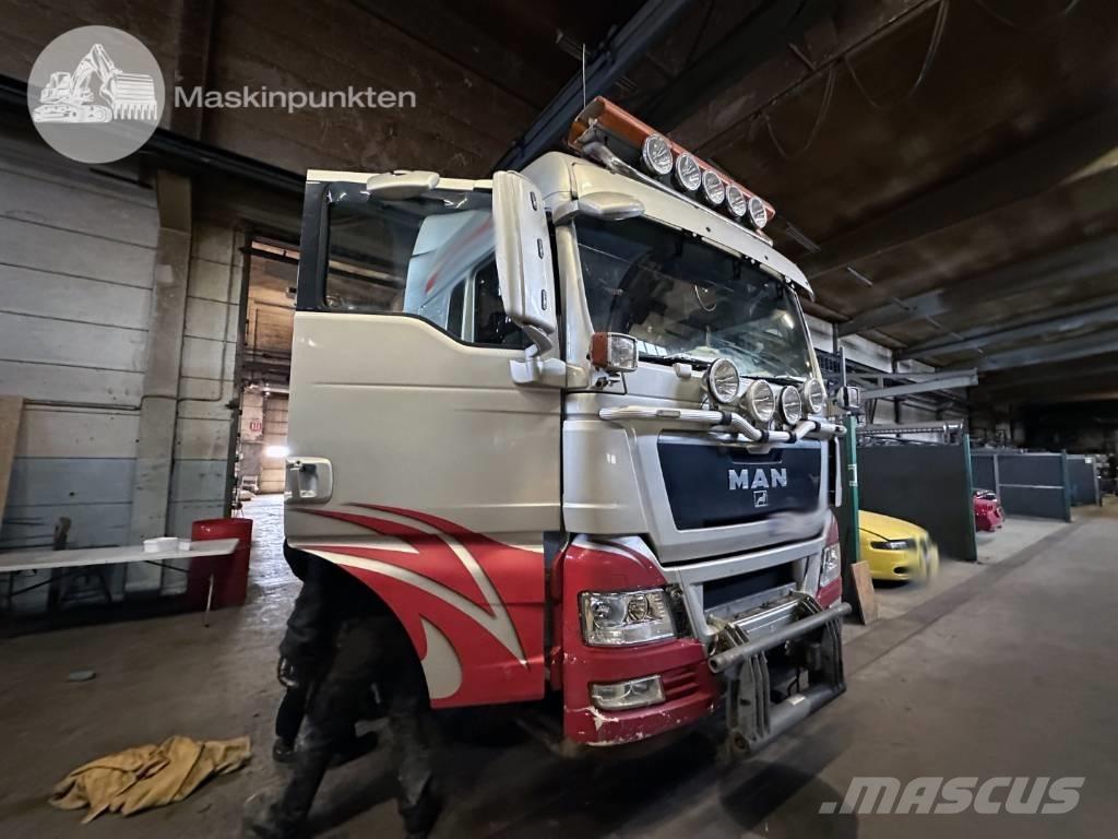 MAN TGX 35.540 Rol kiper kamioni s kukama za dizanje