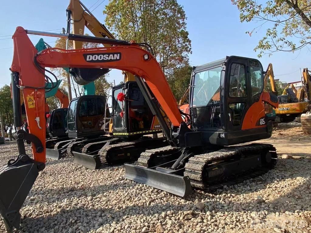 Doosan DX 60-9 Mini bageri <7t