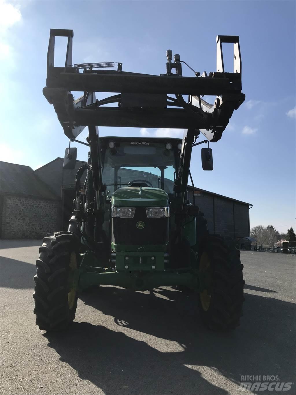 John Deere 5075 E Traktori