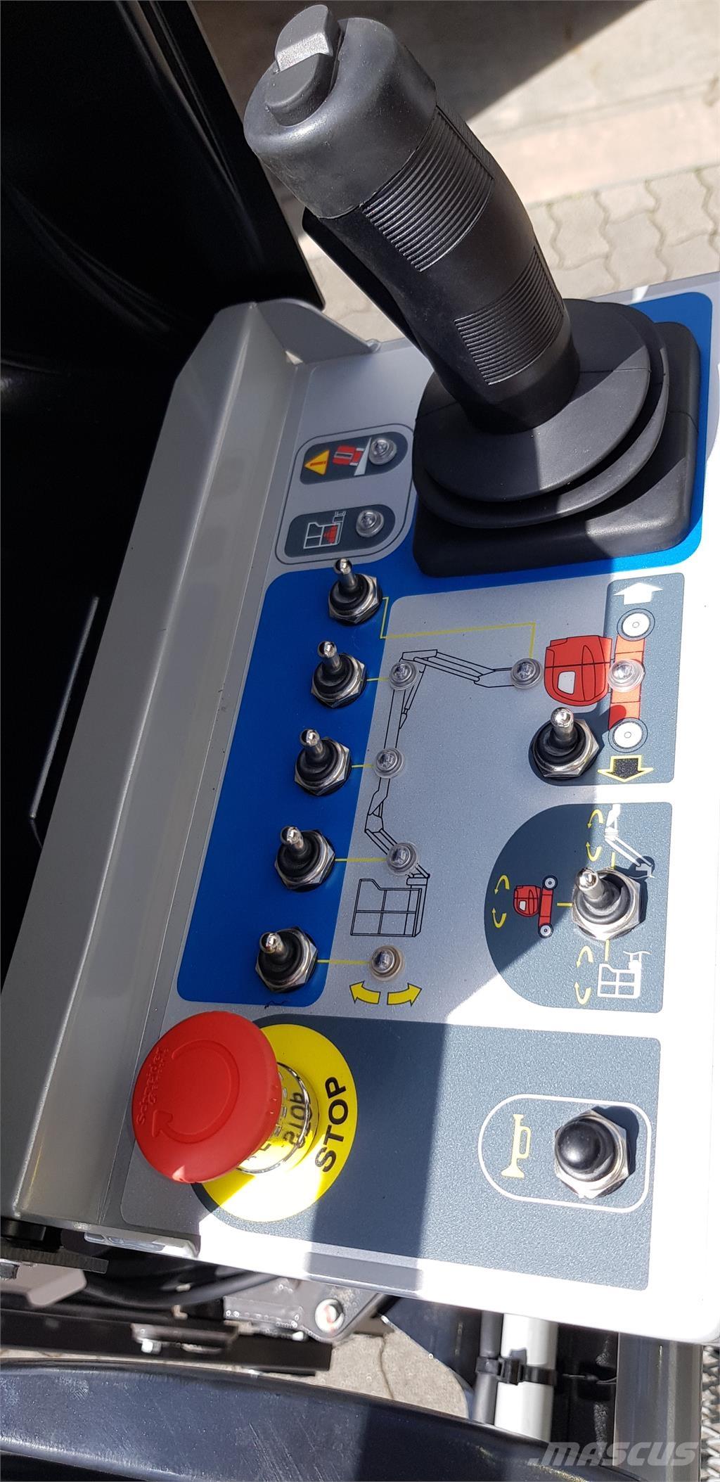 Manitou 120AETJ-C Zglobne podizne platforme