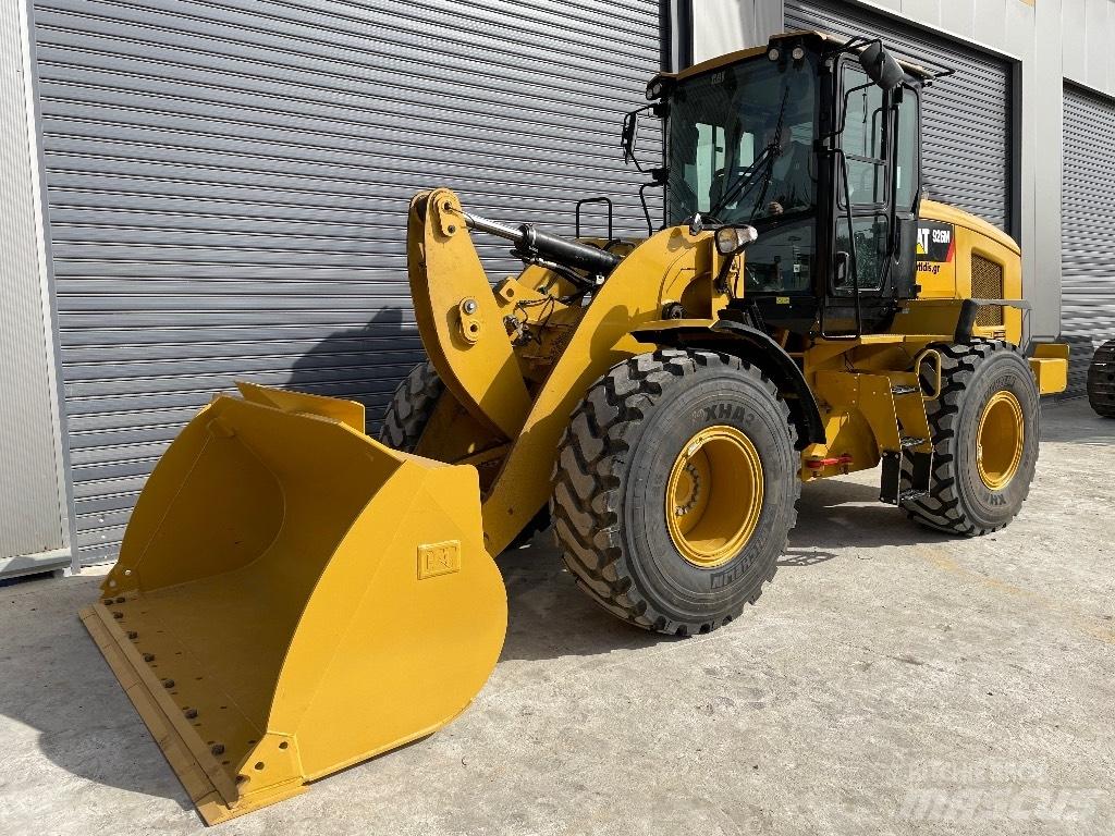 CAT 926M Utovarivači na kotačima