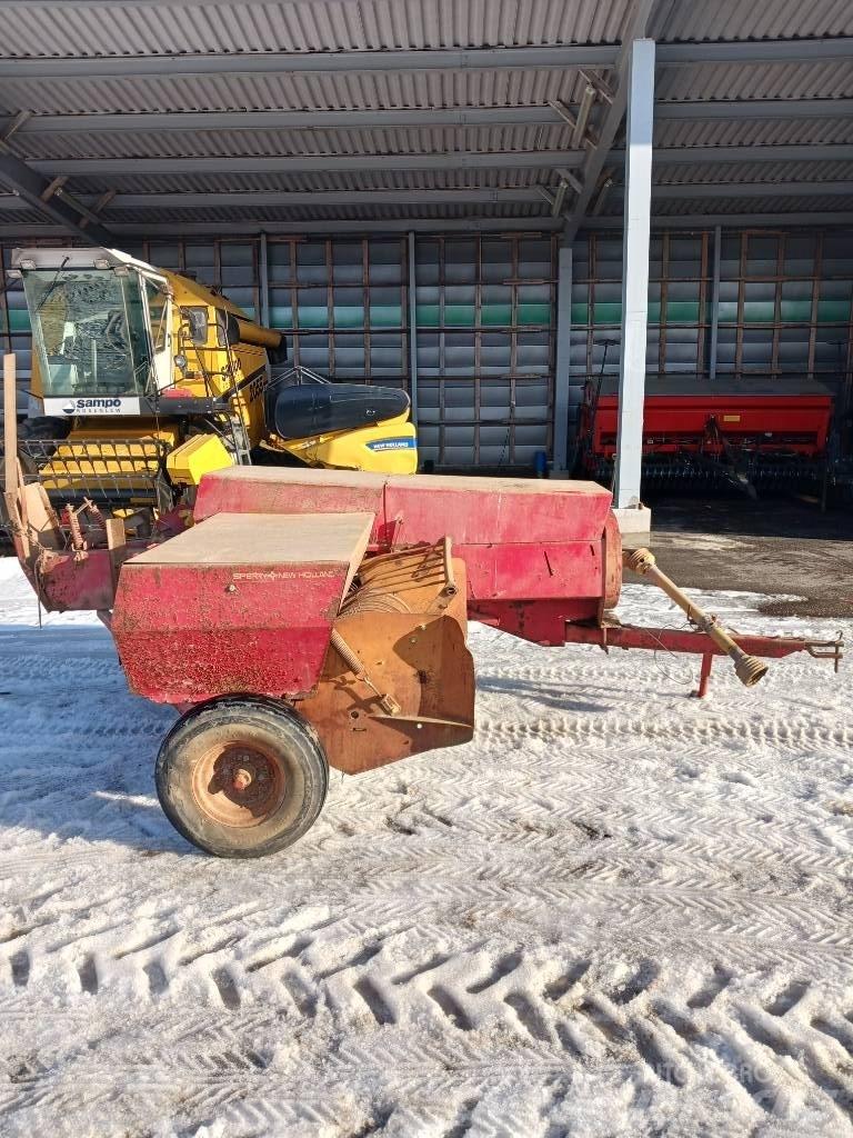 New Holland 265 Balirke za kockaste bale