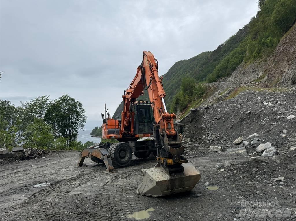 Doosan 140 W Bageri na kotačima
