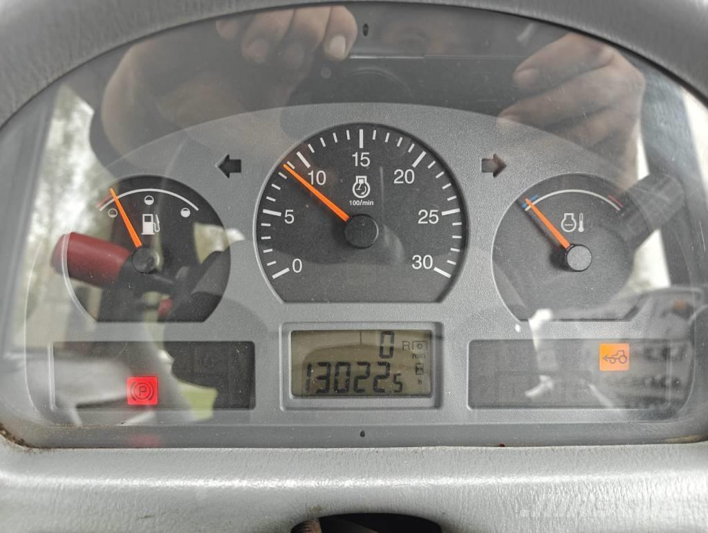 Valtra C 150 Traktori