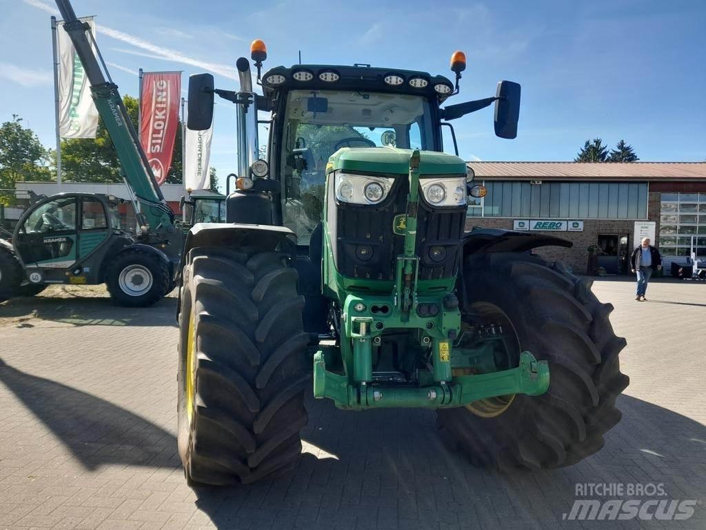 John Deere 6R185 Traktori