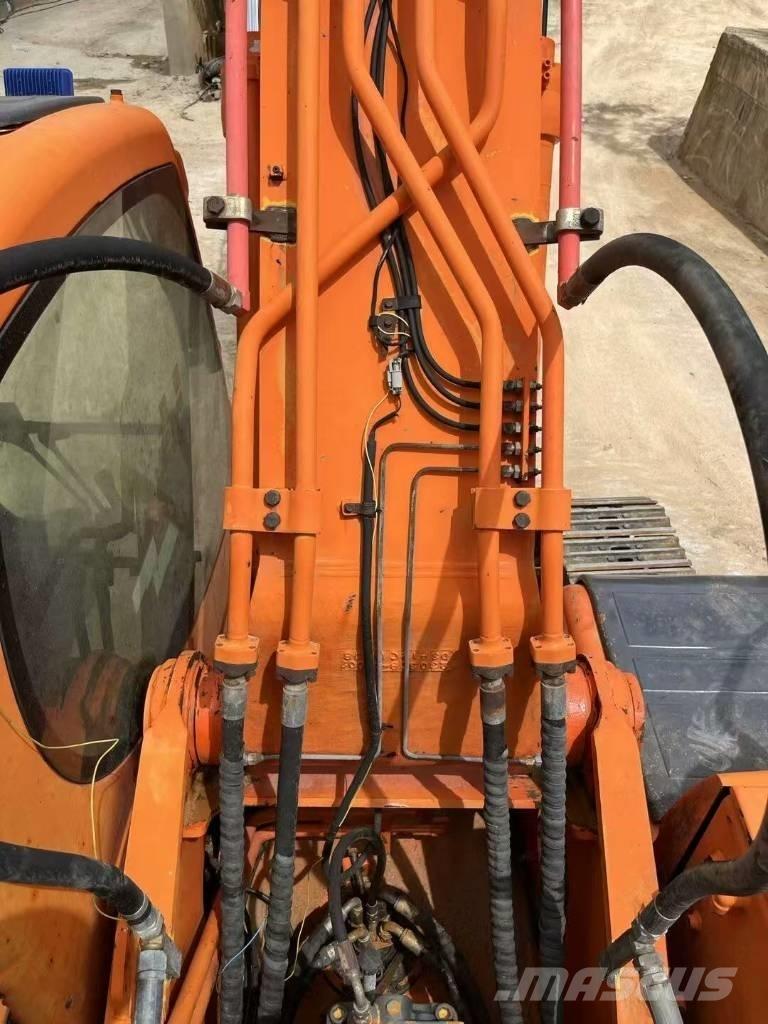 Doosan DX300LC Bageri gusjeničari