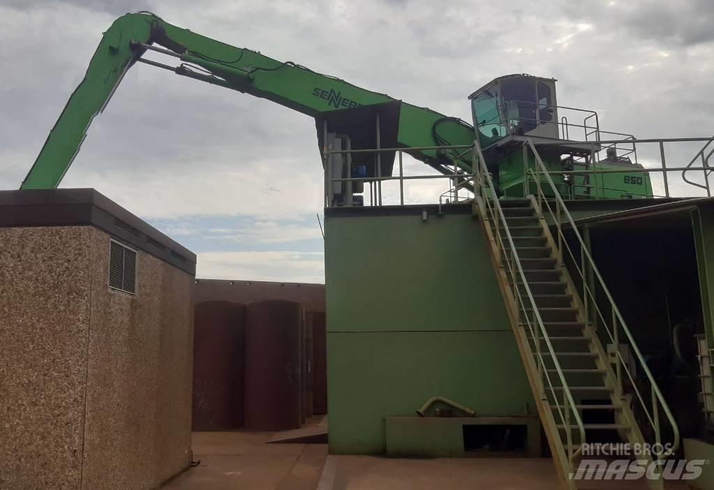 Sennebogen 850 E Bageri za manipuliranje materijalom / otpadom