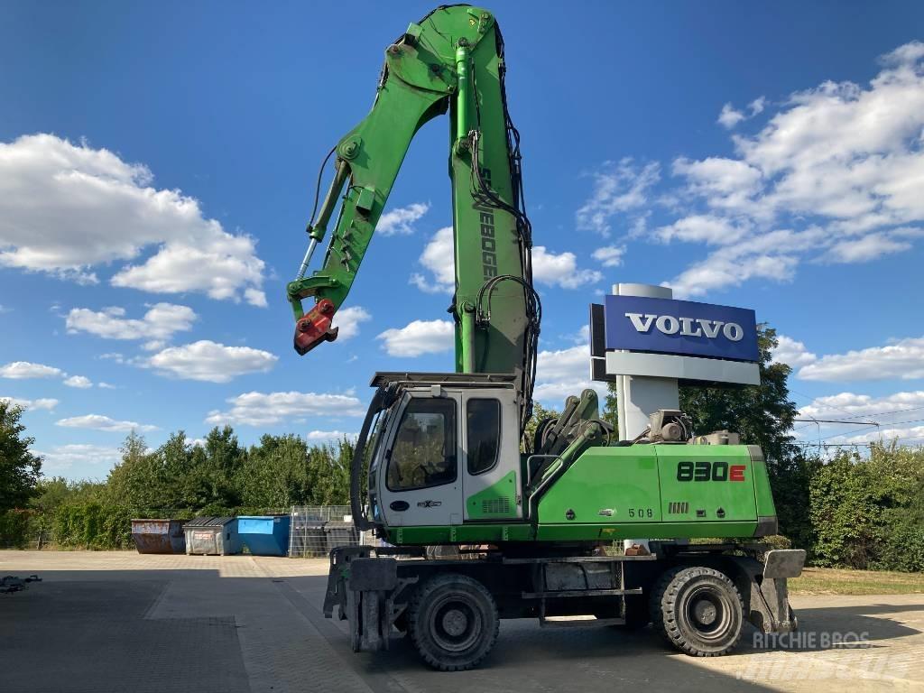 Sennebogen 830 M Bageri za manipuliranje materijalom / otpadom