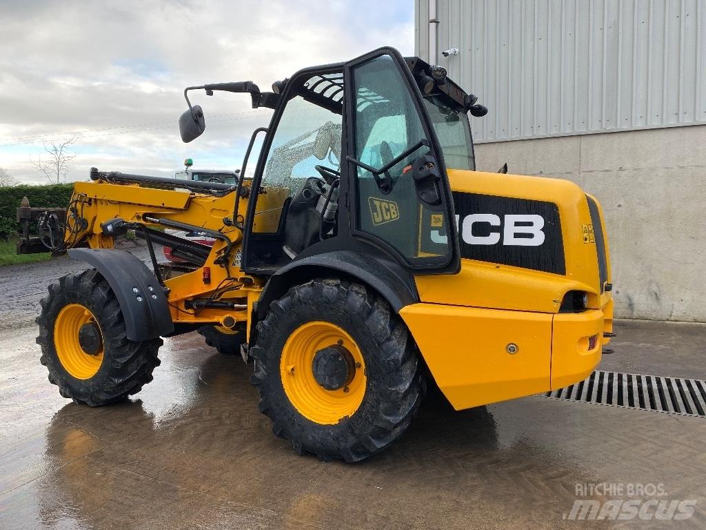 JCB TM 310 S Poljoprivredni teleskopski utovarivači