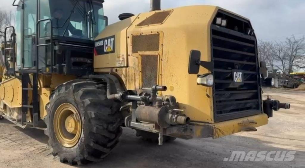 CAT RM 500 Uređaji za recikliranje asfalta