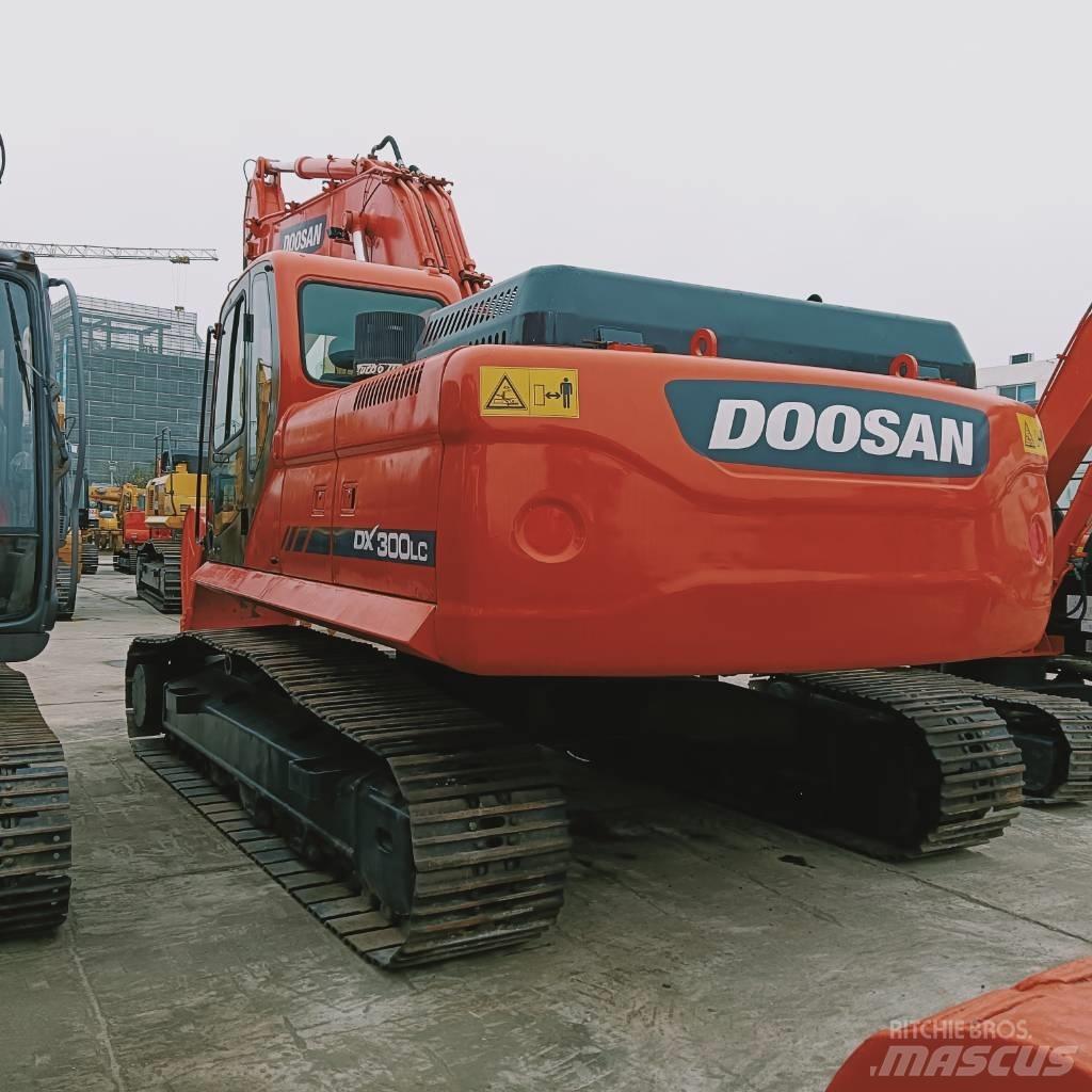 Doosan DX 300 LC Bageri gusjeničari