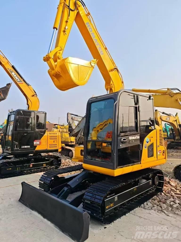 Komatsu 70-8 Bageri gusjeničari