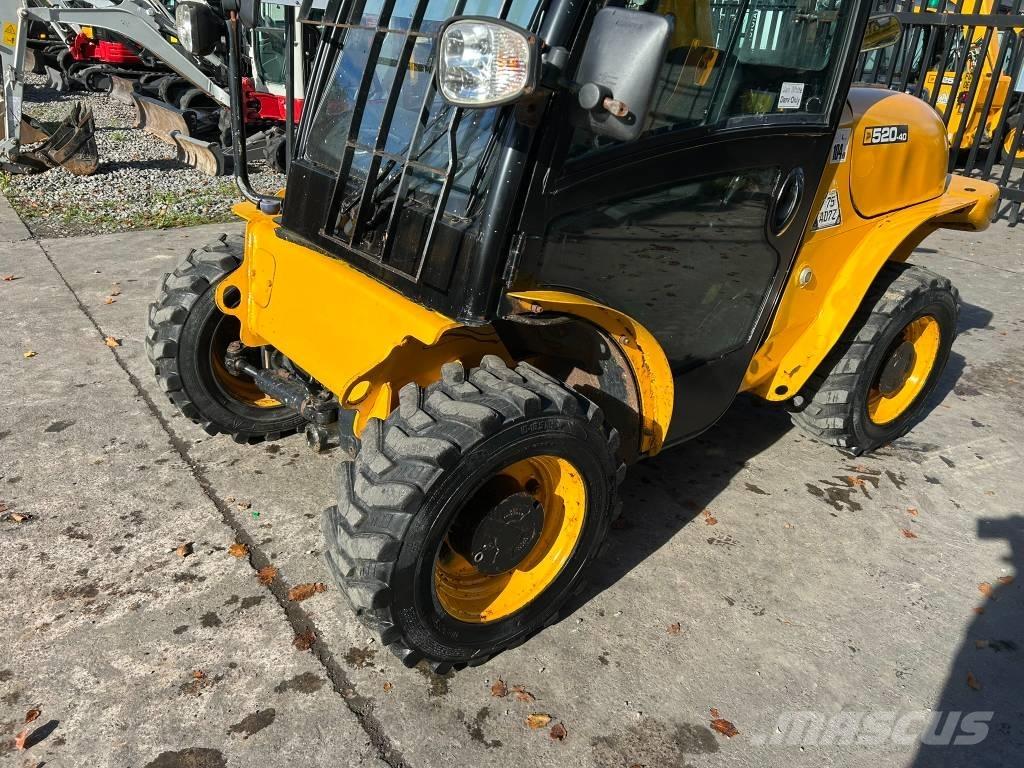 JCB 520-40 Teleskopski viličari