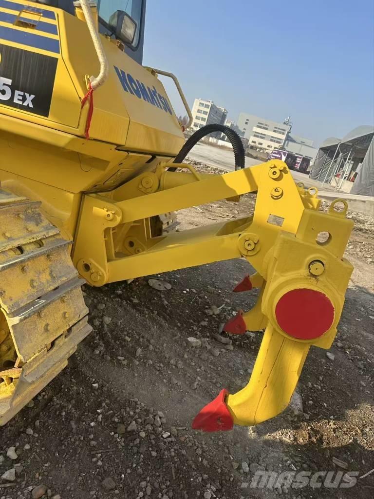 Komatsu D 85 E Buldožeri gusjeničari