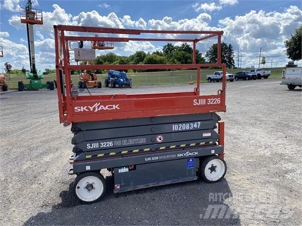 SkyJack SJ III 3226 Škaraste platforme