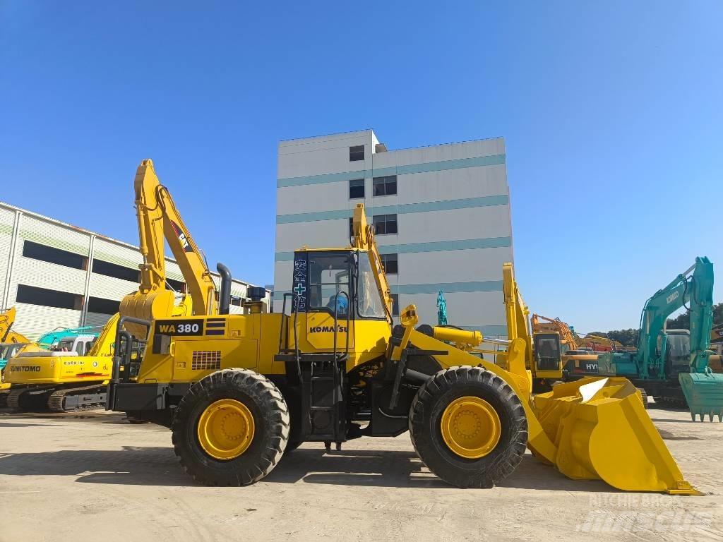 Komatsu WA 380-3 Utovarivači na kotačima
