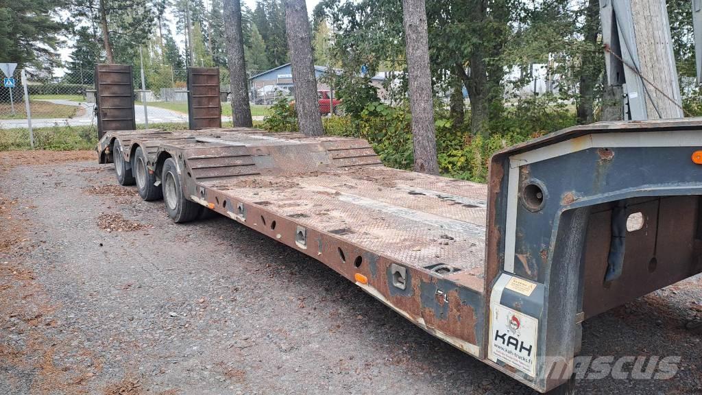 FGM FGM37 Nisko-utovarne poluprikolice