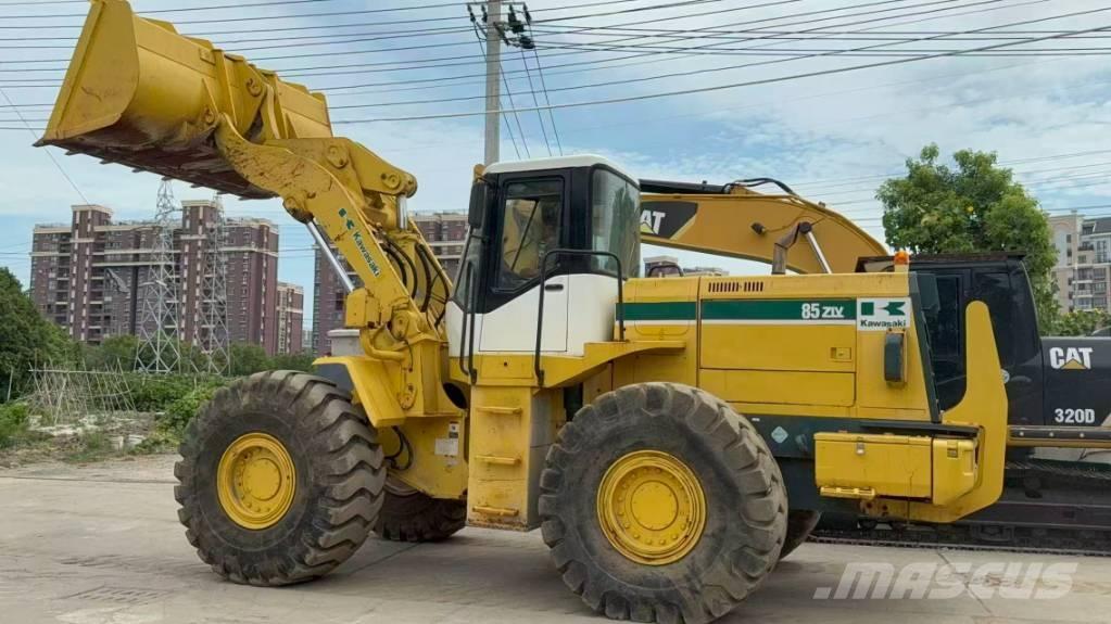 Kawasaki 85 Z Utovarivači na kotačima