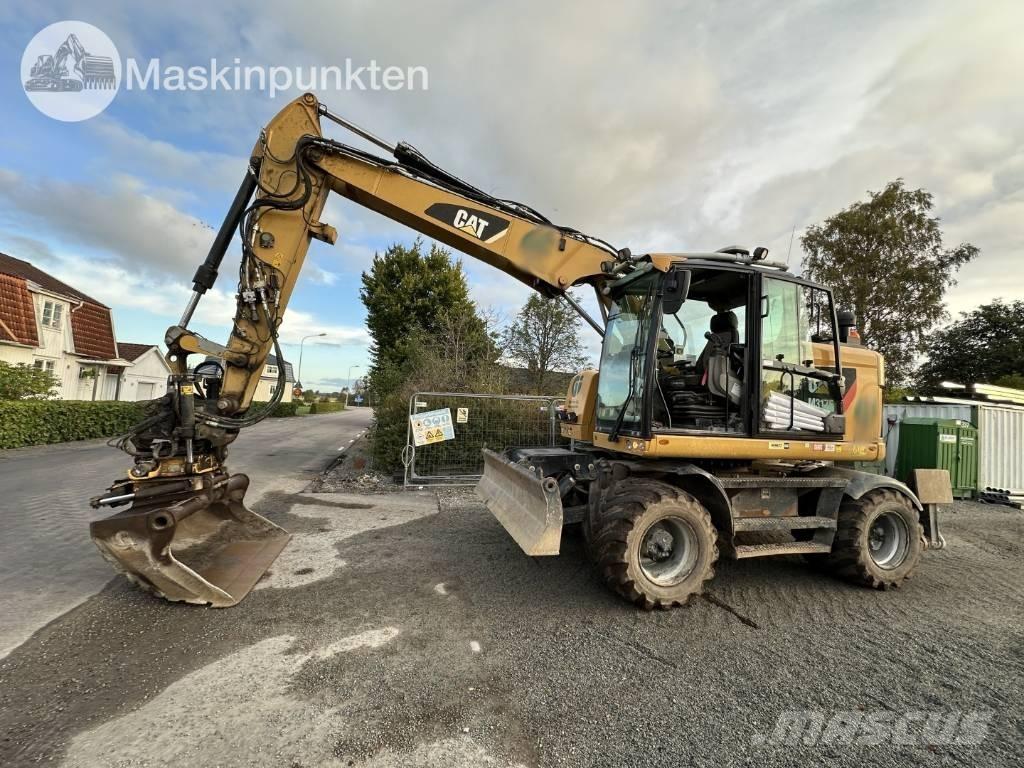 CAT M 317 Bageri na kotačima