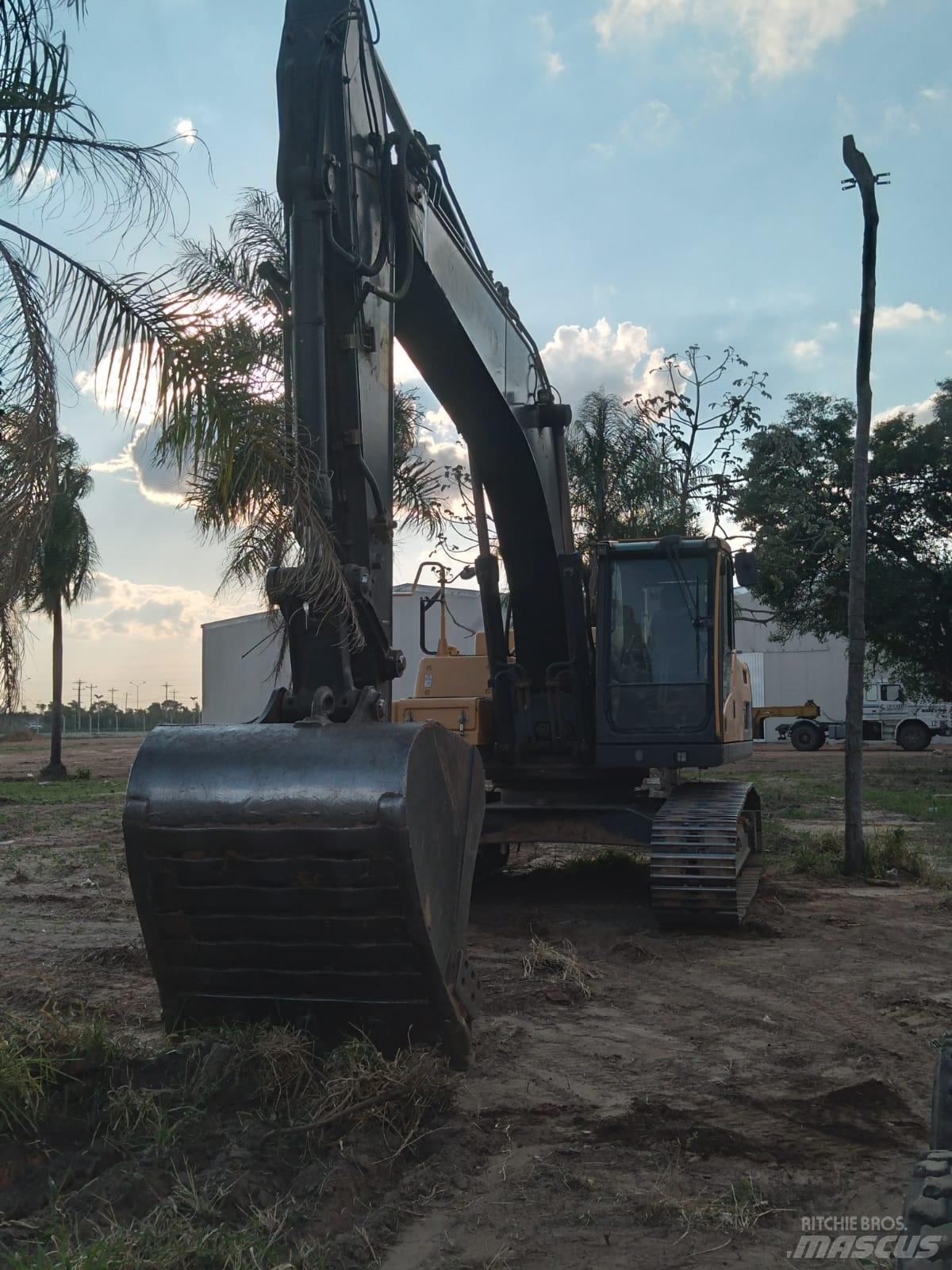 Volvo EC 250 D L Bageri gusjeničari
