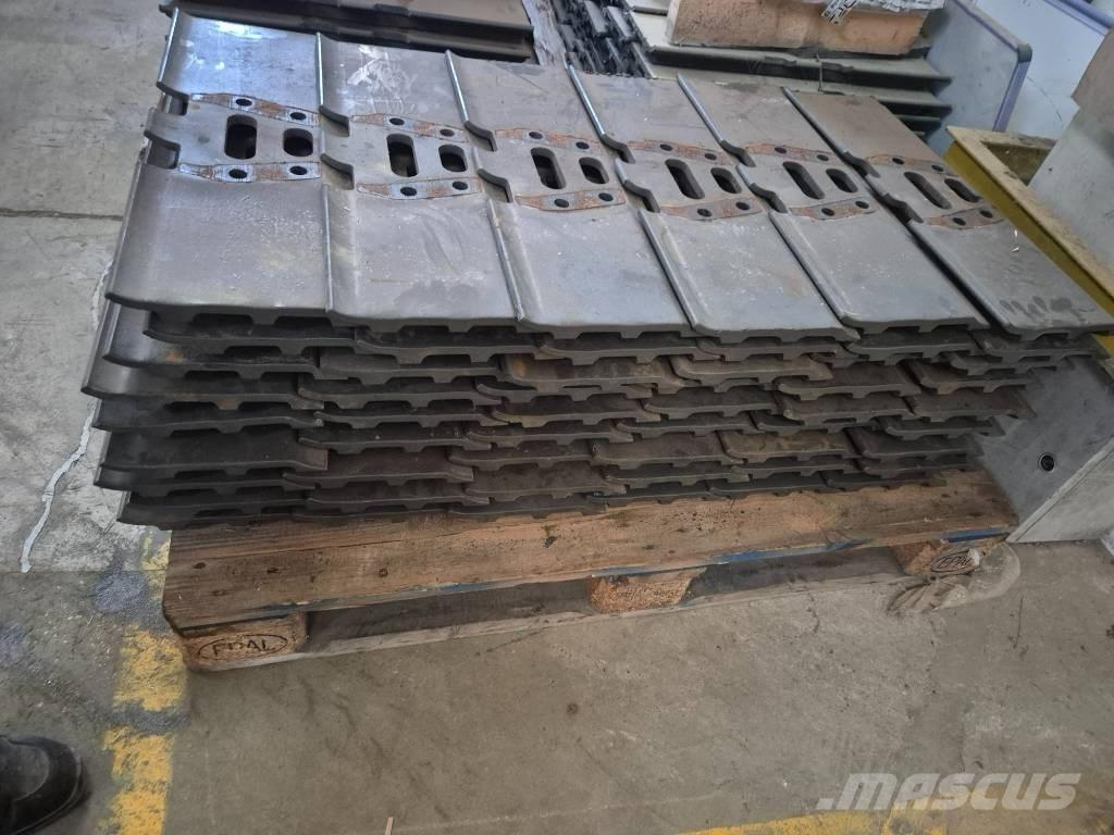 Sennebogen 613 Gusjenice