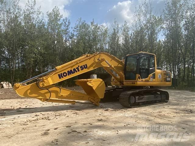 Komatsu PC200-8 Bageri gusjeničari