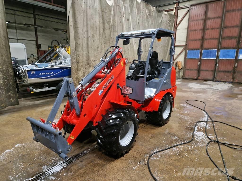 Flexitrac 1226 Višenamjenski utovarivači