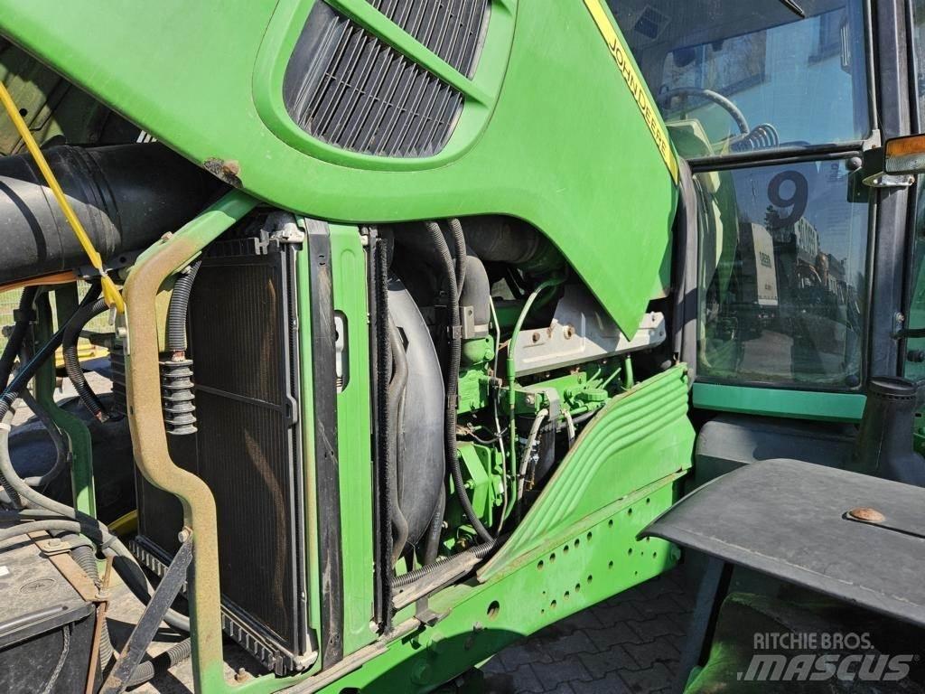 John Deere 6530 Traktori