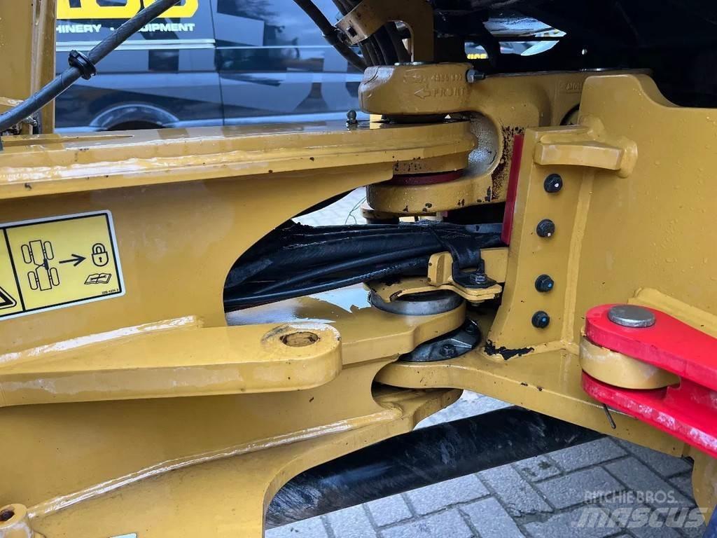 CAT 908M Utovarivači na kotačima