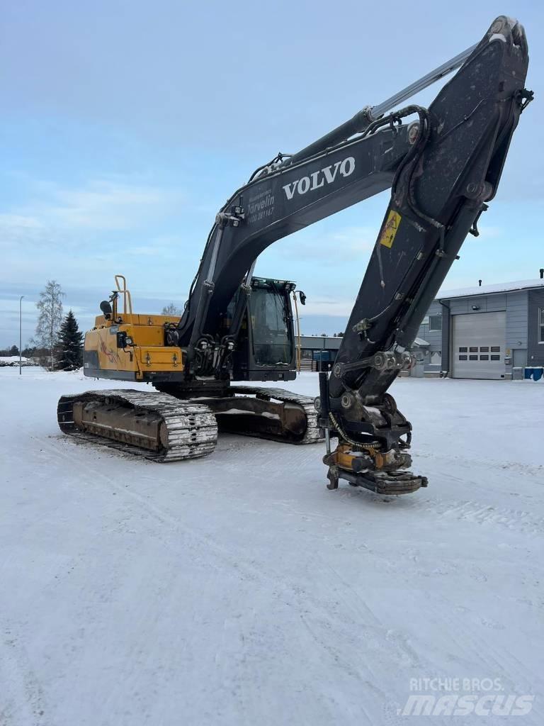 Volvo EC 250 D L Bageri gusjeničari