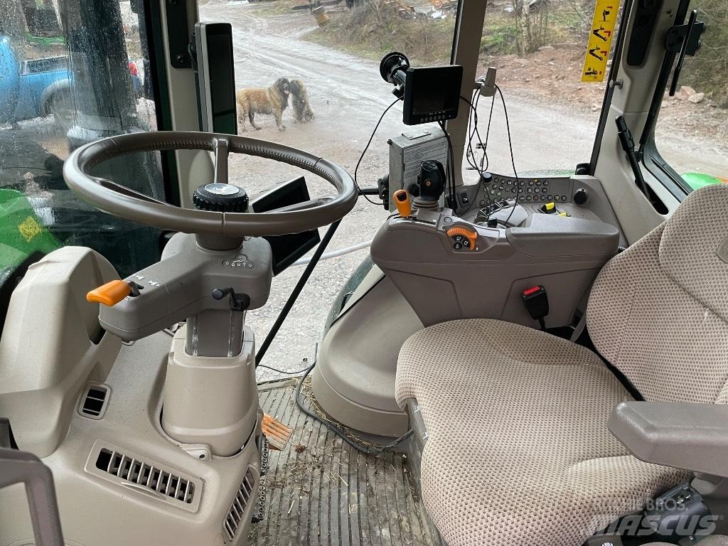 John Deere 6120 M Traktori