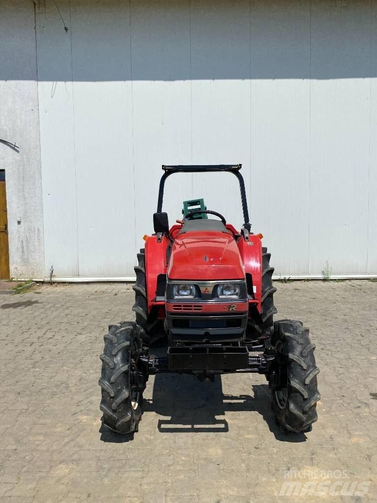 Mitsubishi MTR300 Kompaktni (mali) traktori