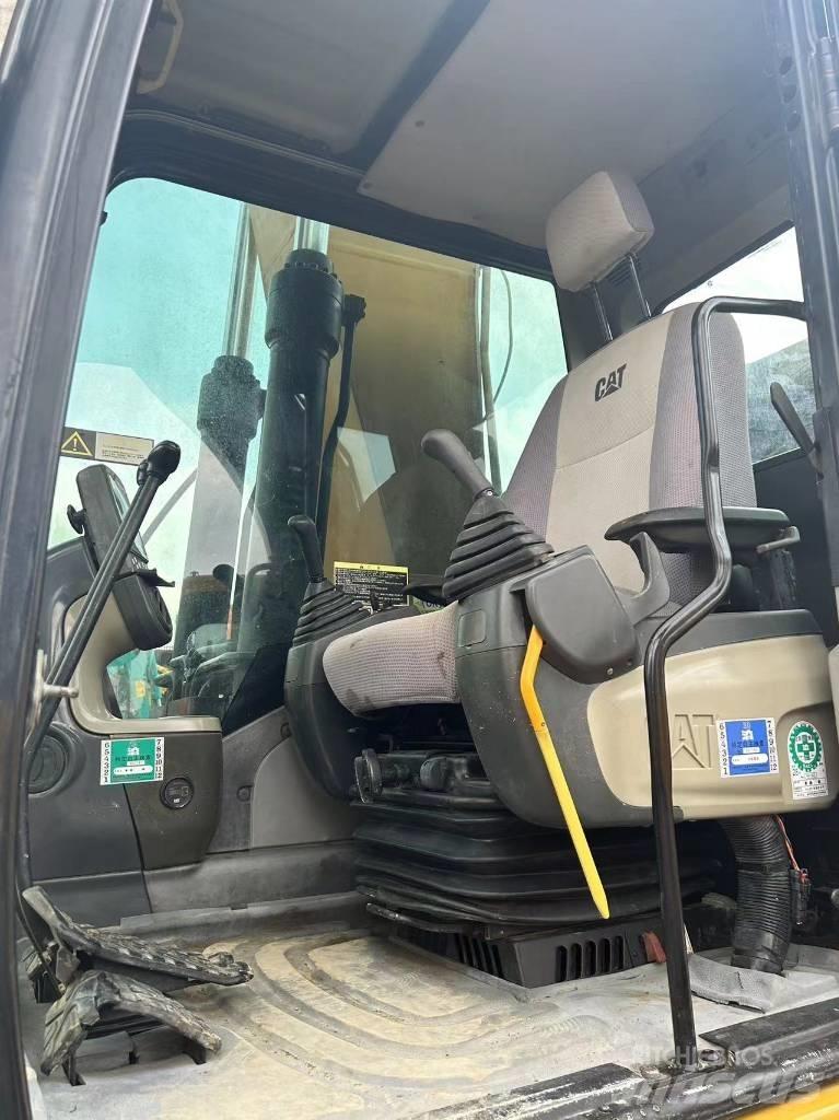 CAT CAT323D Bageri gusjeničari