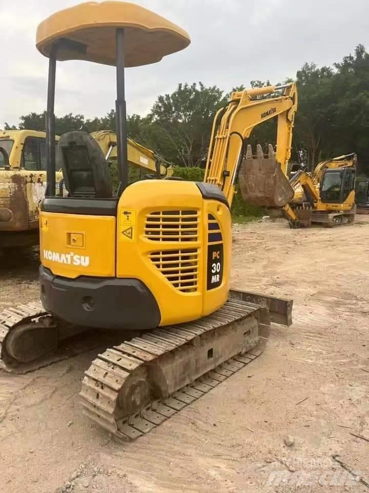 Komatsu PC 30 Bageri gusjeničari