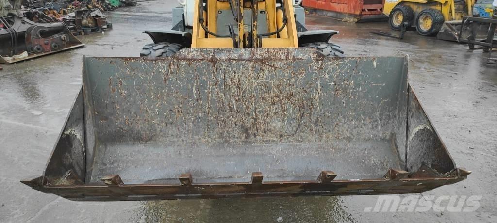 Liebherr L 506 Utovarivači na kotačima