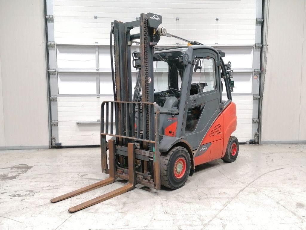 Linde H30D-02 Dizelski viličari