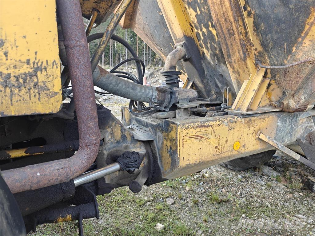 Volvo BM 861 Zglobni demperi