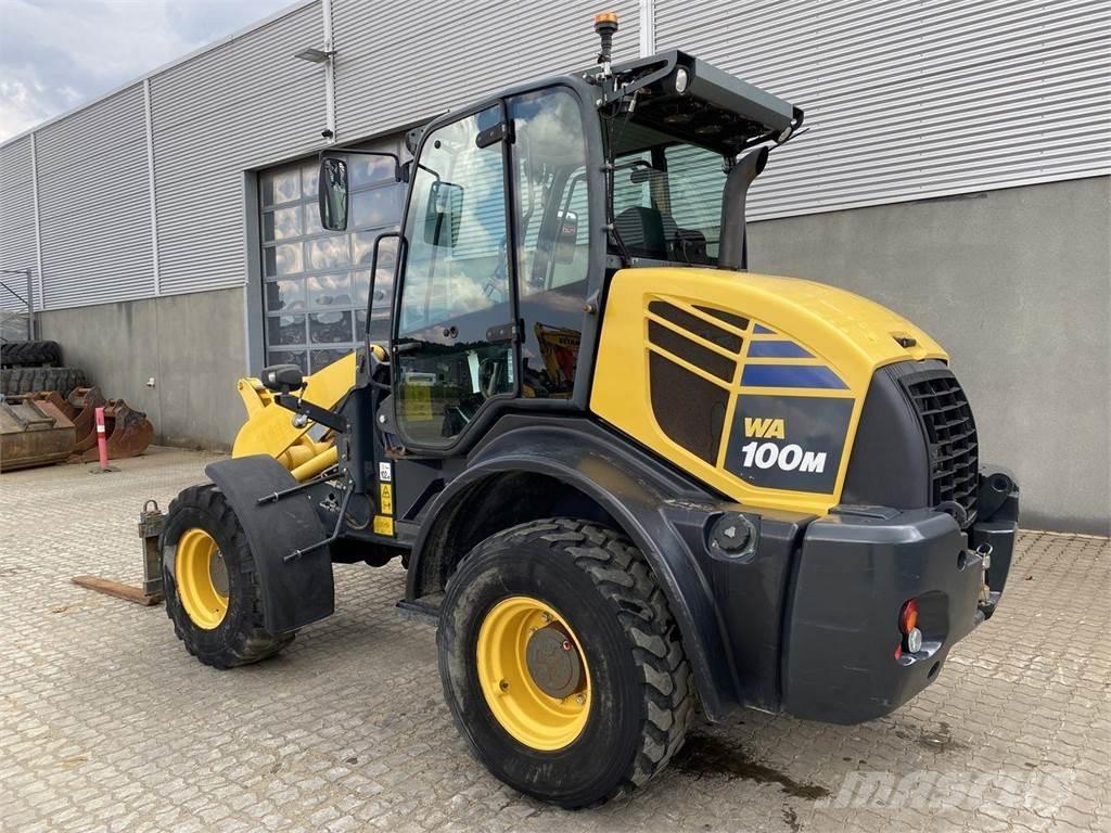 Komatsu WA100-7 Višenamjenski utovarivači