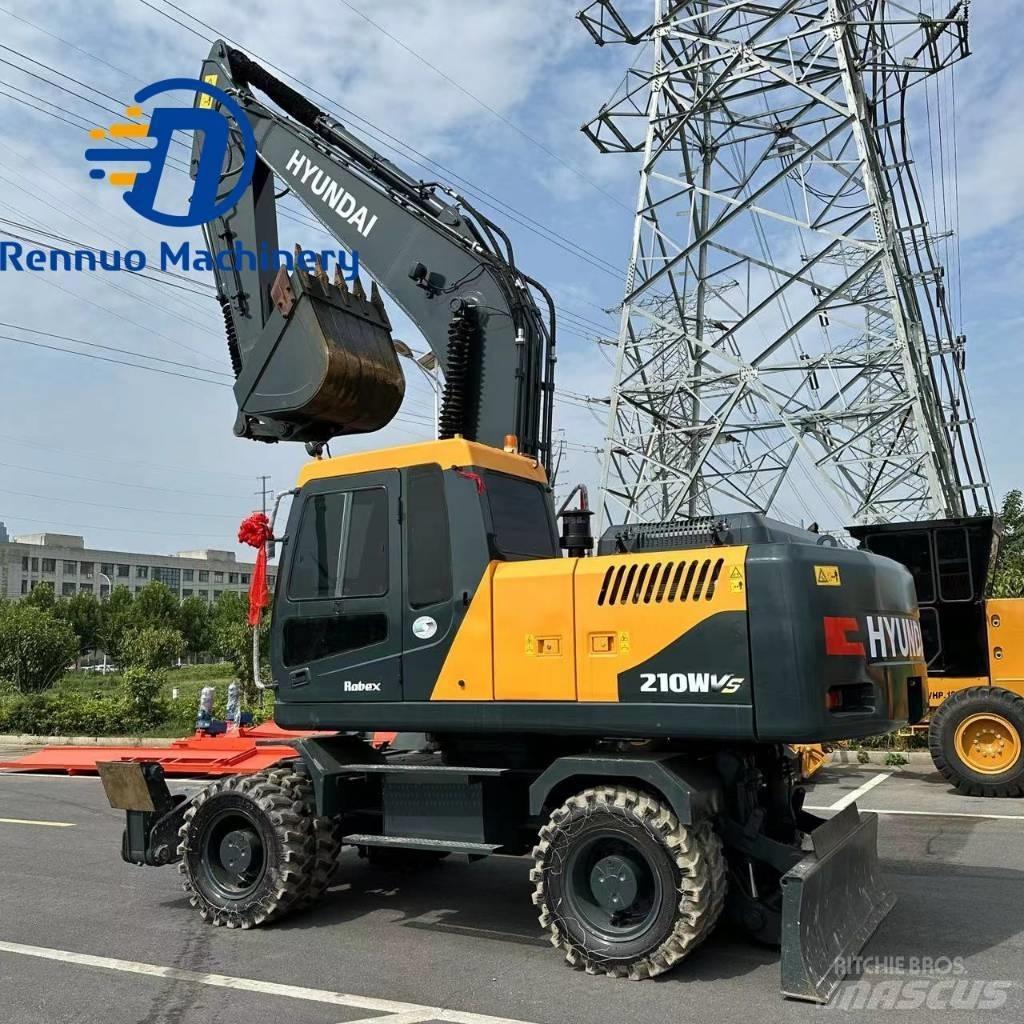 Hyundai 210W-9 Bageri na kotačima