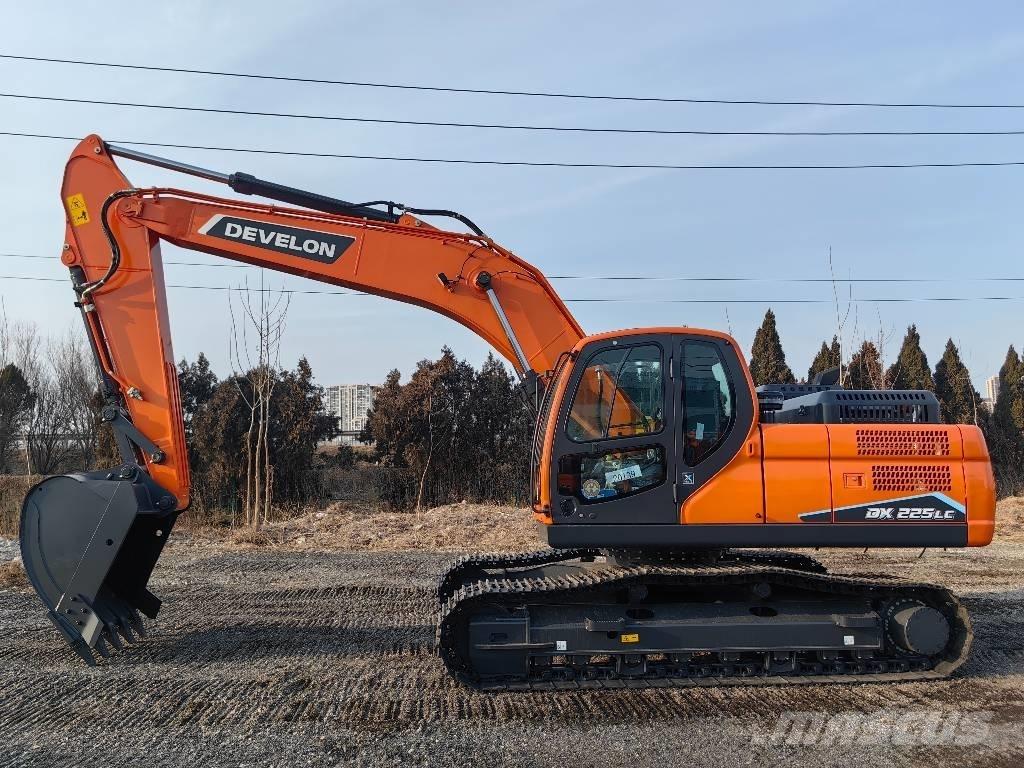 Doosan DX225 Bageri gusjeničari