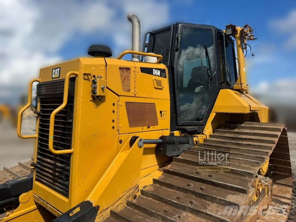 CAT D 6 N LGP Buldožeri gusjeničari